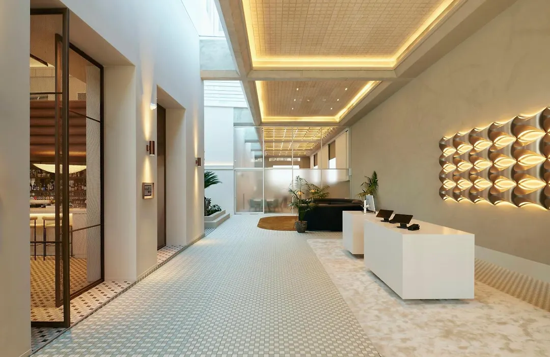Novotel St Kilda-1