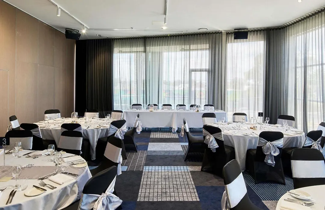 Novotel Melbourne Preston-1