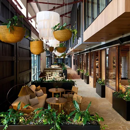 1 Hotel Melbourne-3