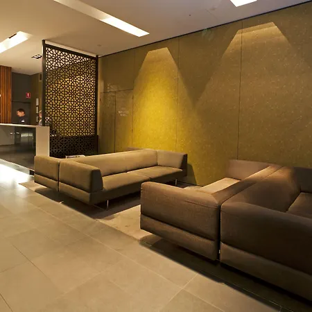 Causeway 353 Hotel-3