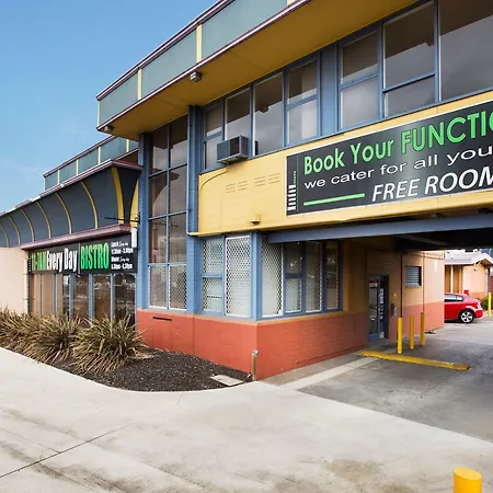 Meadow Inn Hotel-Motel-2