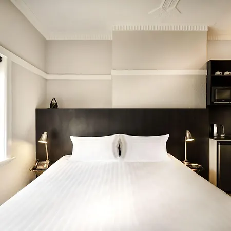 Como Court Budget Accommodation-2