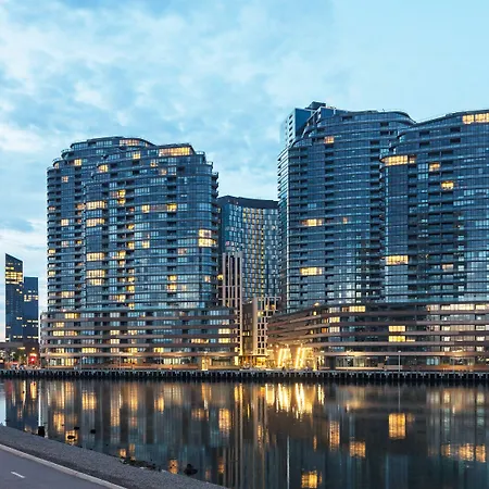 Winston Apartments Docklands-3