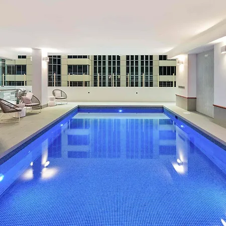 Novotel Melbourne On Collins-2