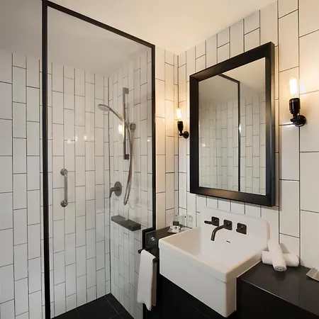 Doubletree By Hilton Melbourne-3