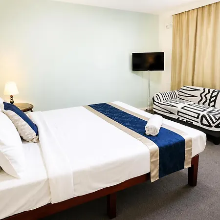 City Edge East Melbourne Apartment Hotel-2