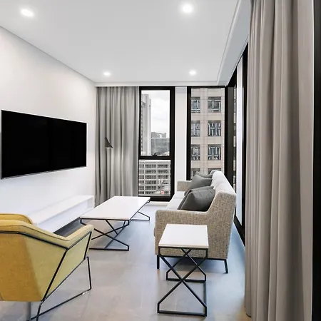 Meriton Suites Melbourne-3