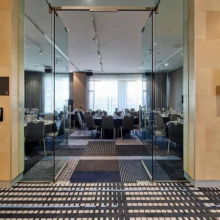 Novotel Melbourne Preston-3