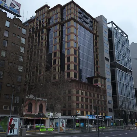 Riverside Apartments Melbourne-3