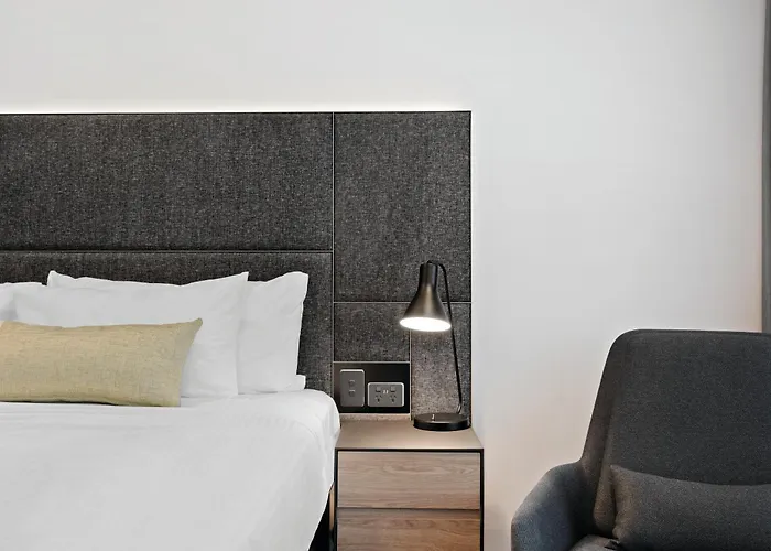 Vibe Hotel Melbourne