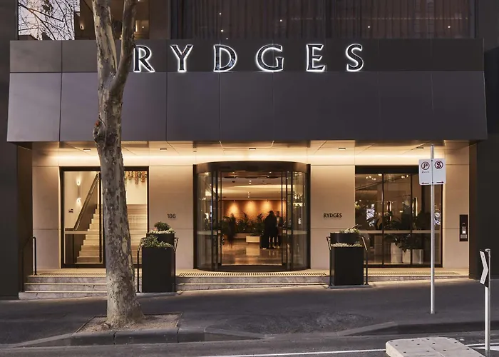Rydges Melbourne Hotel