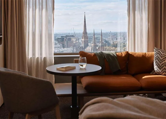 Rydges Melbourne Hotel