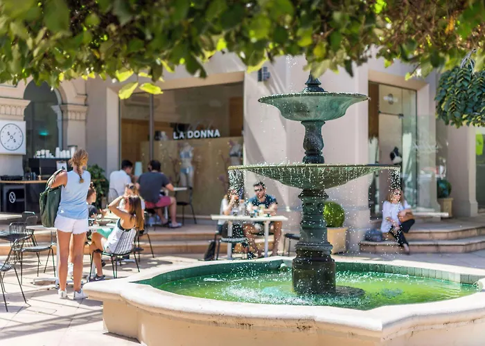 Oaks Melbourne South Yarra Suites