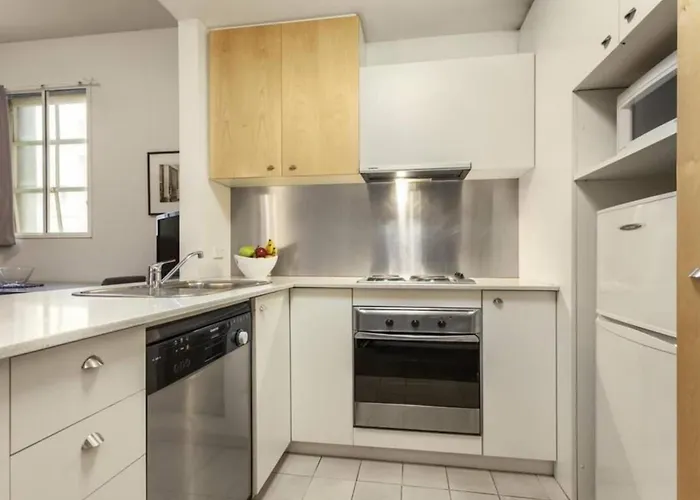 Melbourne Cbd Central Apartment Hotel Official