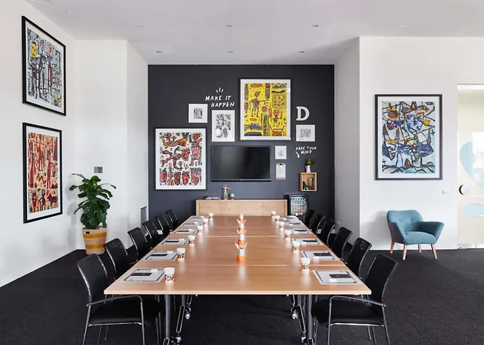 Art Series - The Larwill Studio Melbourne