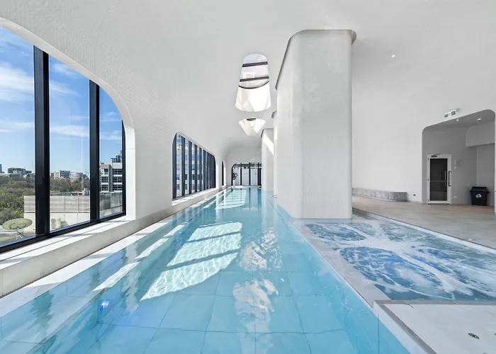 Aspire Melbourne - Official Hotel