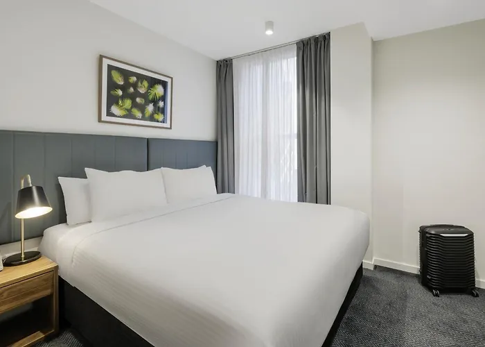 Brady Apartment Hotel Hardware Lane Melbourne