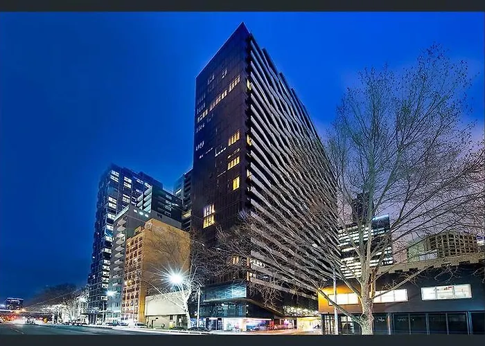 Aura On Flinders Serviced Apartments